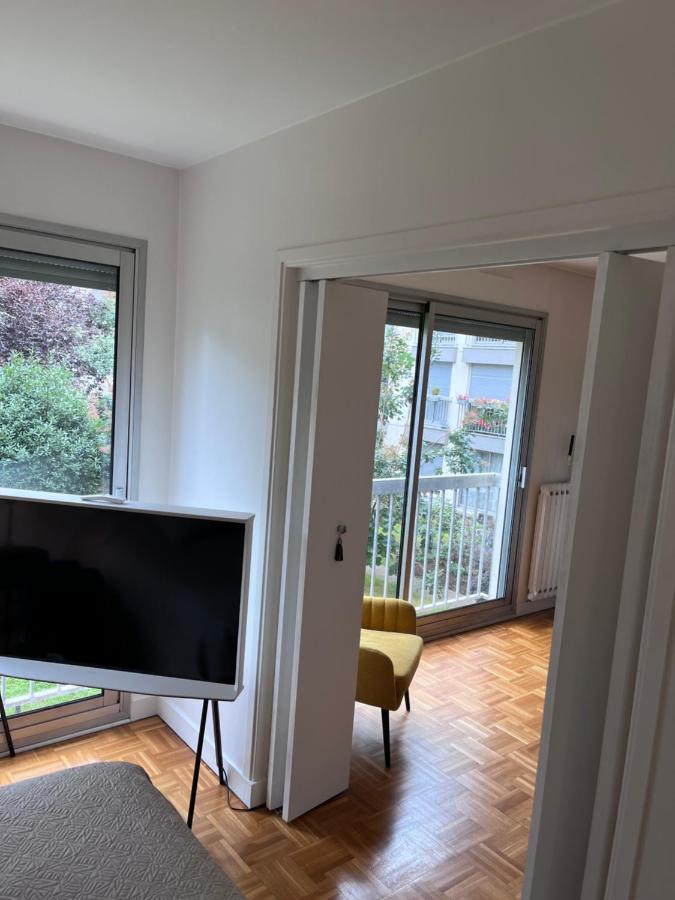 Suite 2 Pieces Sur Jardin Париж Экстерьер фото